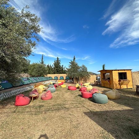 Alt Camping Hotel Dhermi Ngoại thất bức ảnh