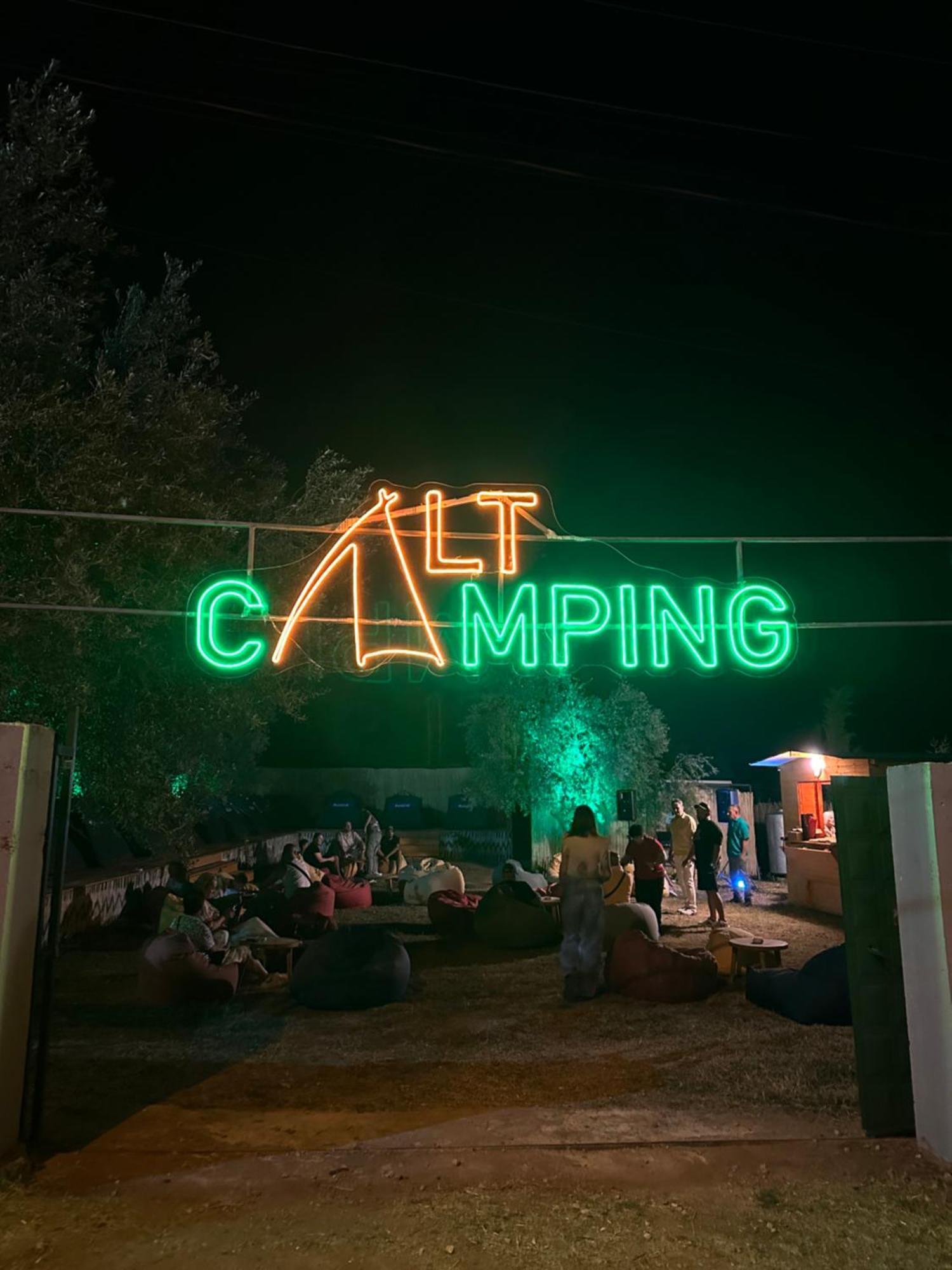 Alt Camping Hotel Dhermi Ngoại thất bức ảnh