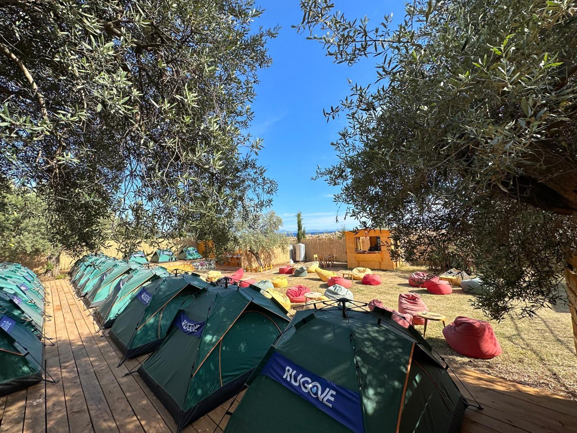 Alt Camping Hotel Dhermi Ngoại thất bức ảnh