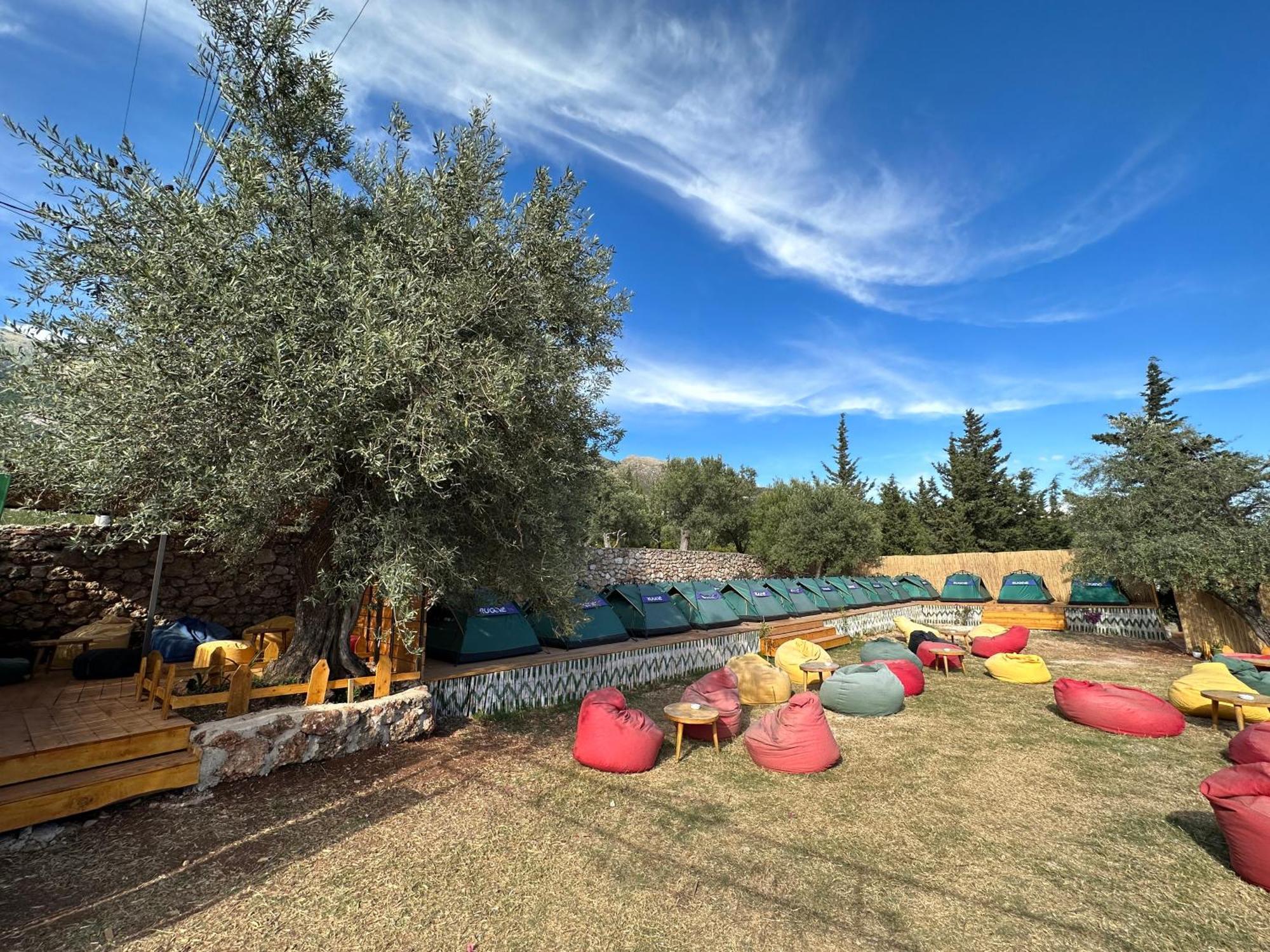 Alt Camping Hotel Dhermi Ngoại thất bức ảnh